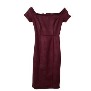 LOVE CHESLEY Size S Burgundy Form Fitting Dress BodyCon Fleece Lining Midi